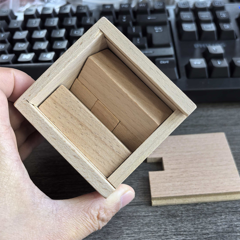 Magic IQ Oblique Placement of  - Woodworking Jigsaw recensione e prezzo